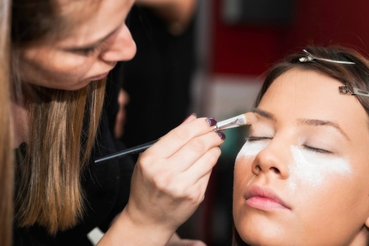 Qué es el Baking en el maquillaje