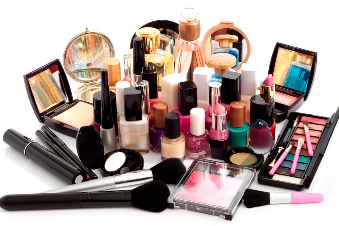 ¿De que están echos los cosméticos?