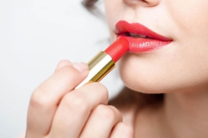 El maquillaje de labios. ¿Qué productos se utilizan?