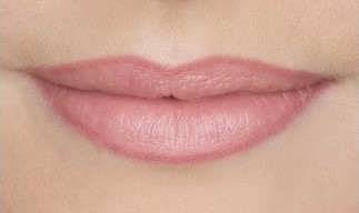 Maquillaje permanente en los labios